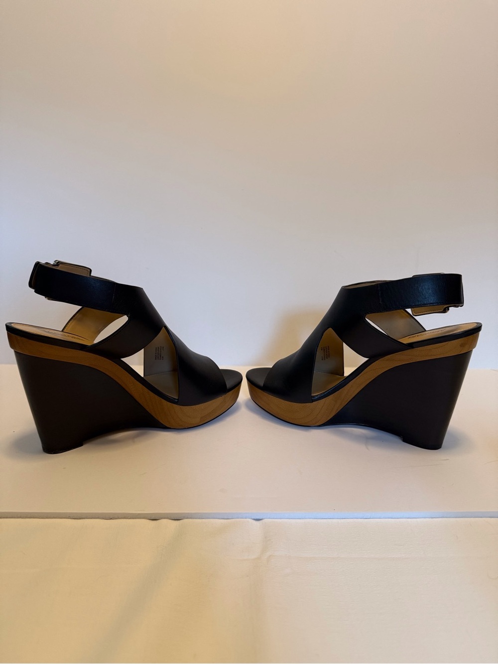 Michael Kors Josephine Black Leather Platform Wedges Size 6.5 NEW - Picture 6 of 9